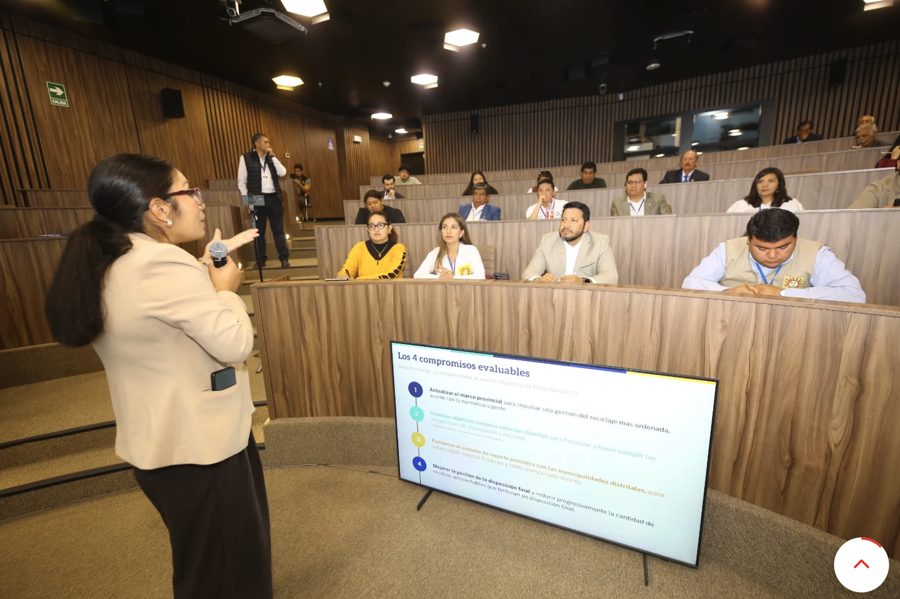 Nota de Actualidad CS: Compromisos de campaña con fecha de caducidad: 14 candidaturas de Arequipa firman el Pacto por el Reciclaje